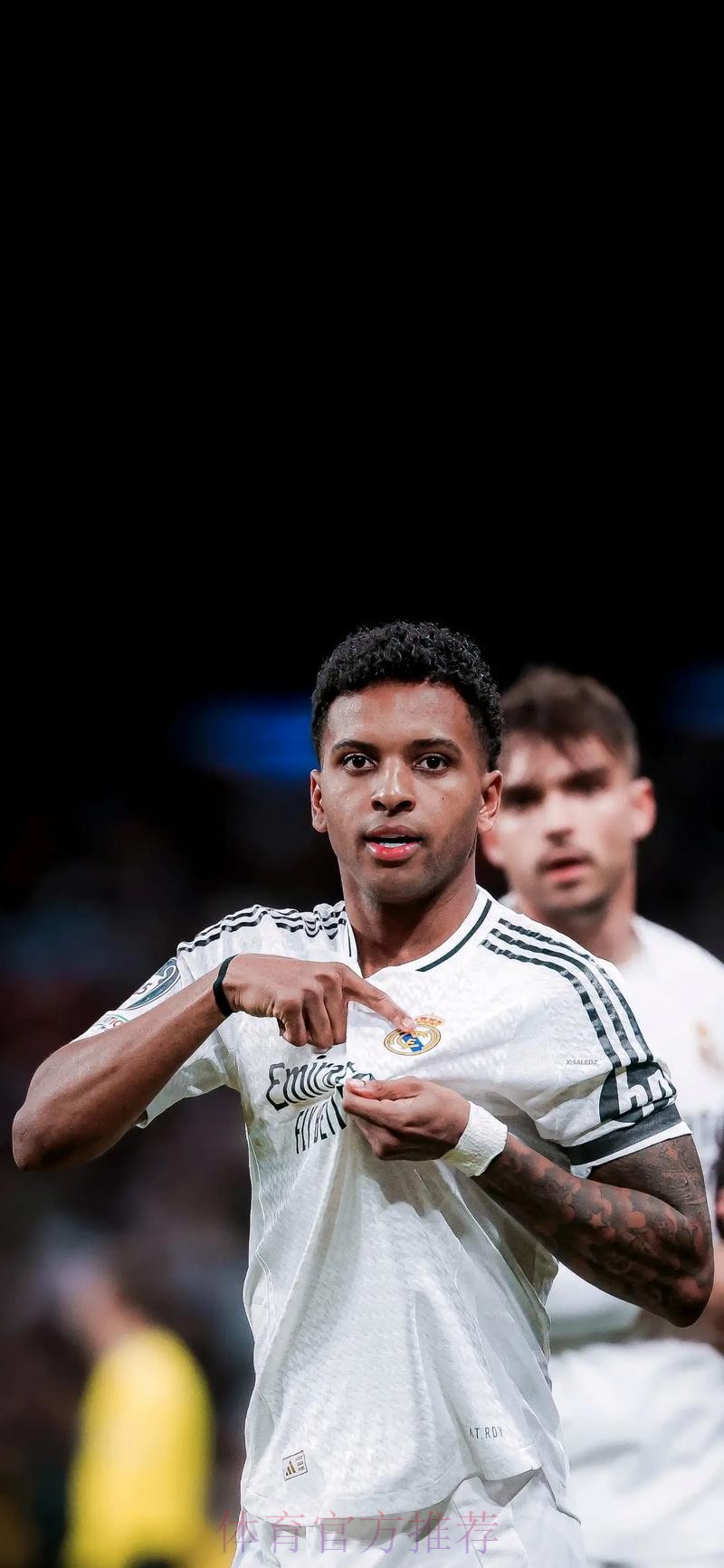 德劳伦蒂斯:皇马很强大但我满意那不勒斯的表现 德劳伦蒂斯:皇马很强大但我满意那不勒斯的表现