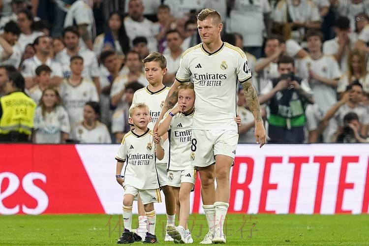 安帅:即使克罗斯不上场 他也是不可替代的 安帅:即使克罗斯不上场 他也是不可替代的